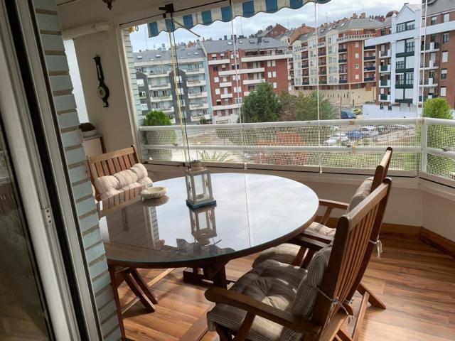 Piso en venta en Casco Histórico, Castro-urdiales