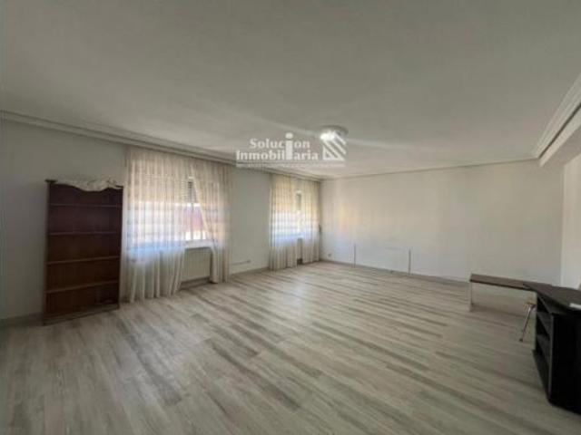 Piso en venta en Cantalapiedra, Castilla y León