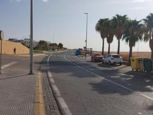 Piso en venta en Cantillana, Andalucía