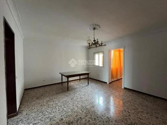 Piso en venta en Carmona, Sevilla