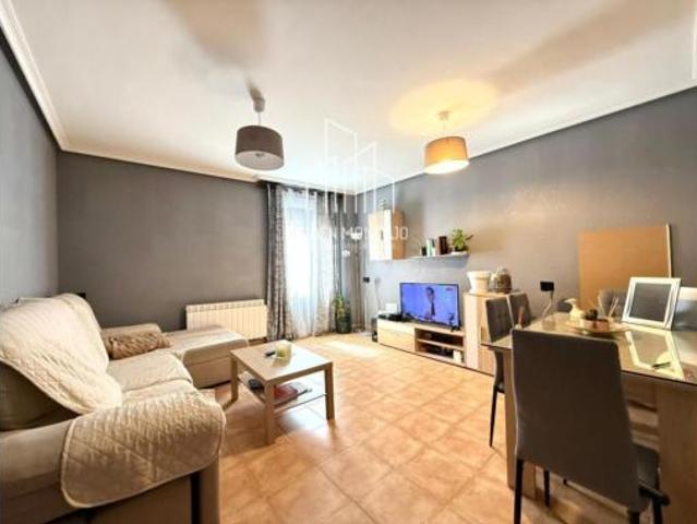 Piso en venta en Castellanos De Moriscos, Castilla y León