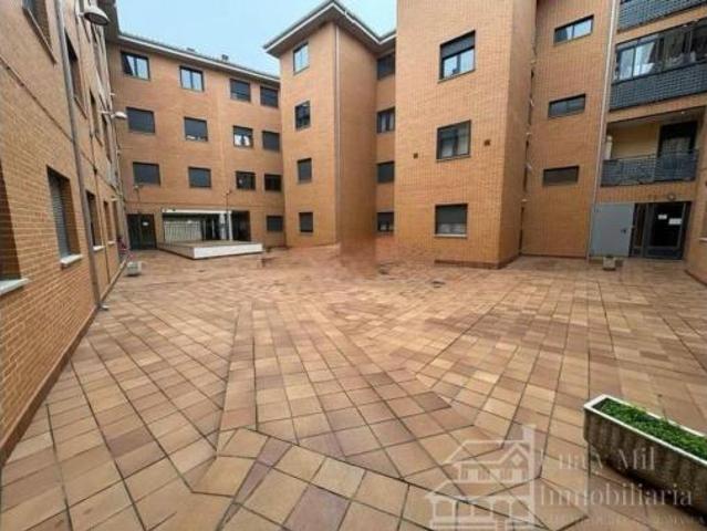 Piso en venta en Castellanos De Moriscos, Castilla y León