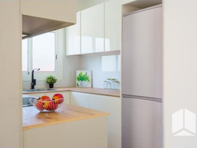 Piso en venta en les Botigues, Baix Llobregat