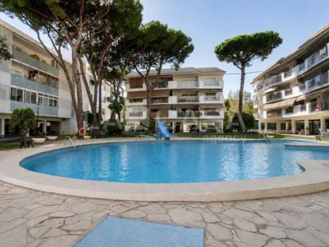 Piso en venta en la Pineda, Castelldefels