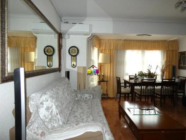 Piso en venta en la Plana Alta, Valencia