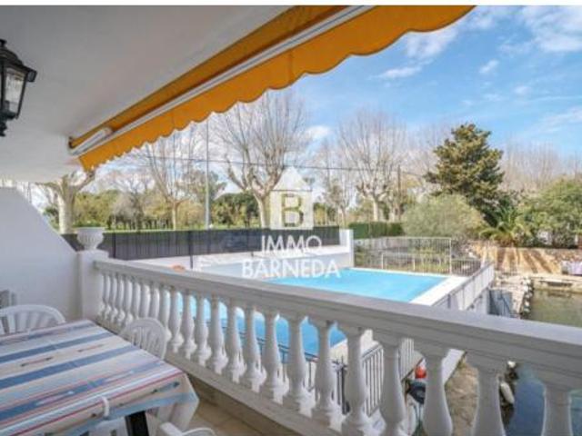 Piso en venta en Castelló D'empúries, Girona