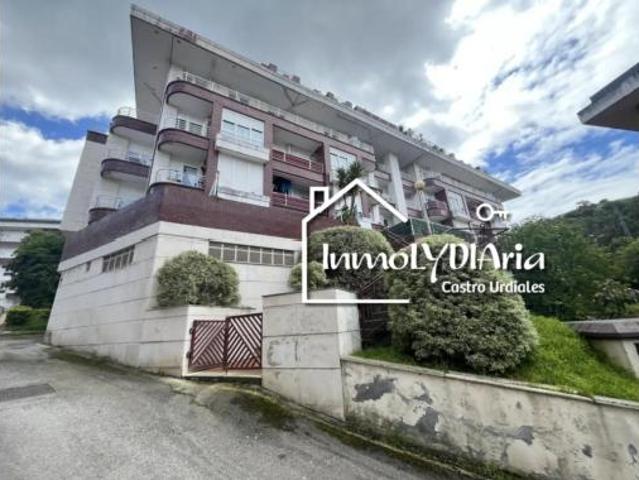Piso en venta en Casco Histórico, Castro-urdiales