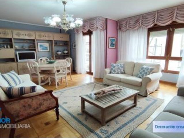 Piso en venta en Casco Histórico, Castro-urdiales