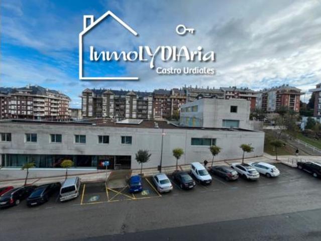 Piso en venta en Casco Histórico, Castro-urdiales