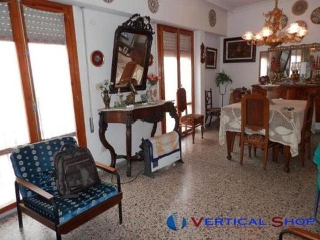 Piso en venta en Caudete, Albacete