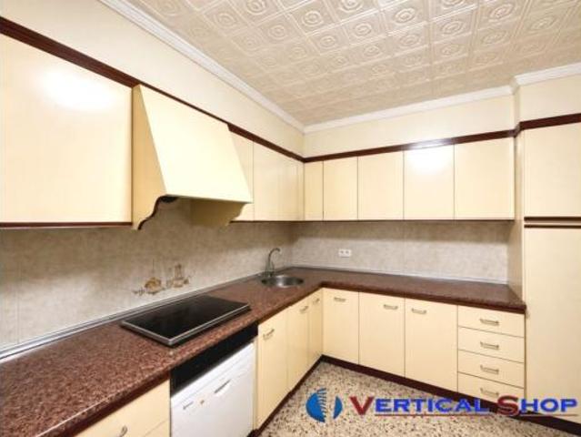 Piso en venta en Caudete, Castilla-La Mancha