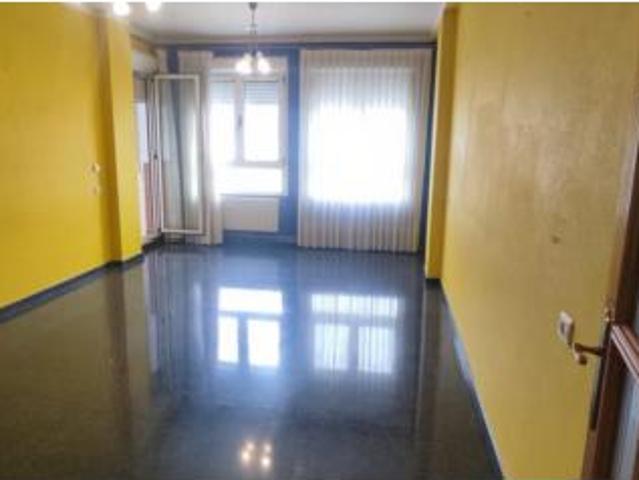Piso en venta en Caudete, Albacete