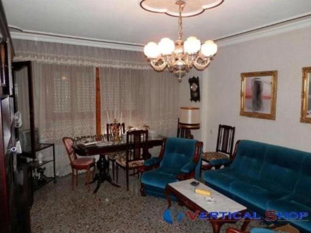 Piso en venta en Caudete, Albacete