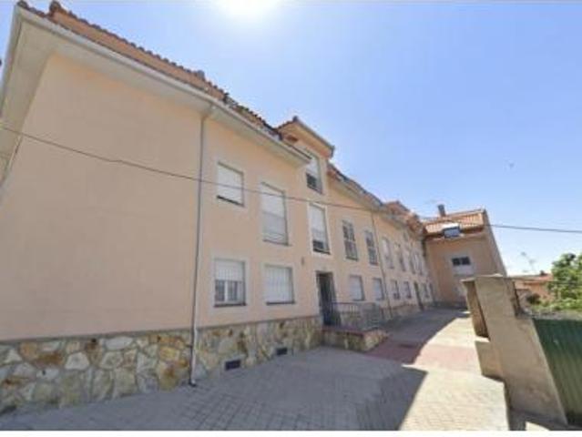 Piso en venta en Cenicientos, Madrid