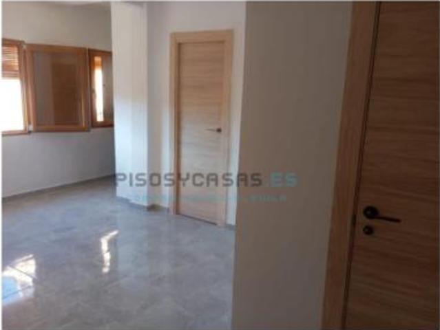 Piso en venta en La Serranía, Valencia