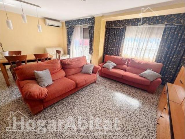 Piso en venta en La Hoya de Buñol, Valencia