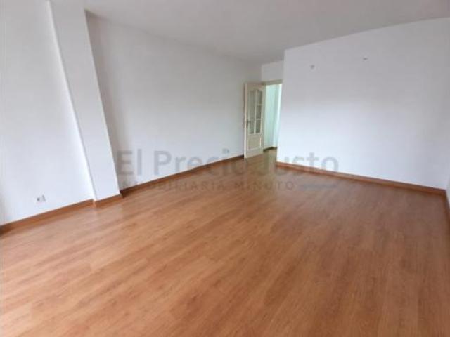 Piso en venta en Coria, Cáceres