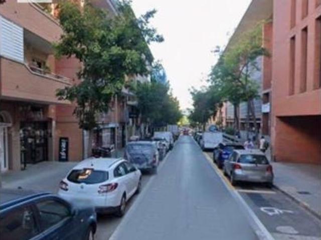 Piso en venta en Almeda, Cornellà De Llobregat