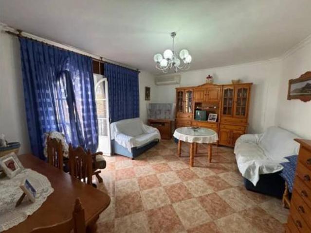 Piso en venta en Cuevas de San Marcos, Málaga