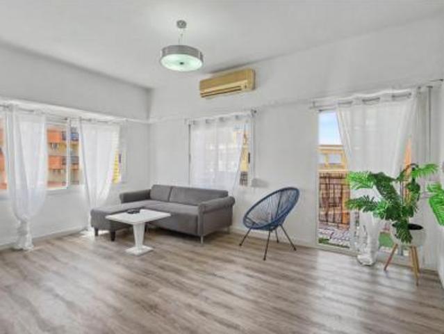 Piso en venta en Barri Oest / Campaments, la Marina Alta