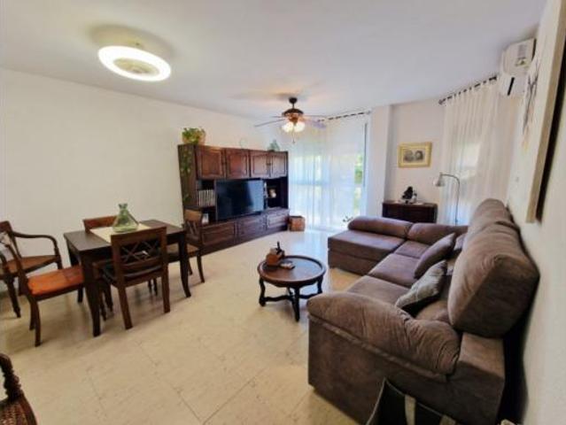 Piso en venta en Barri Oest / Campaments, la Marina Alta