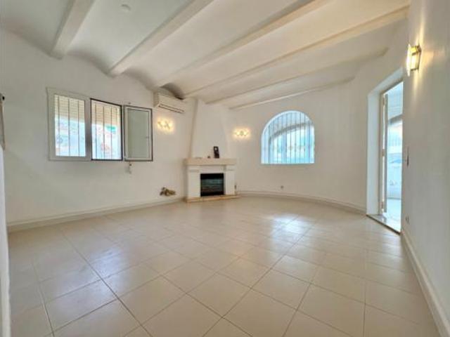 Piso en venta en Barri Port / Centre, Dénia