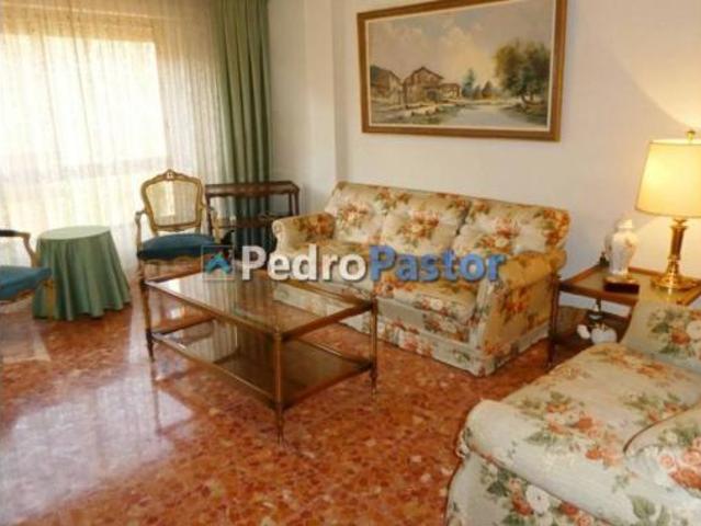Piso en venta en Barri Port / Centre, Dénia