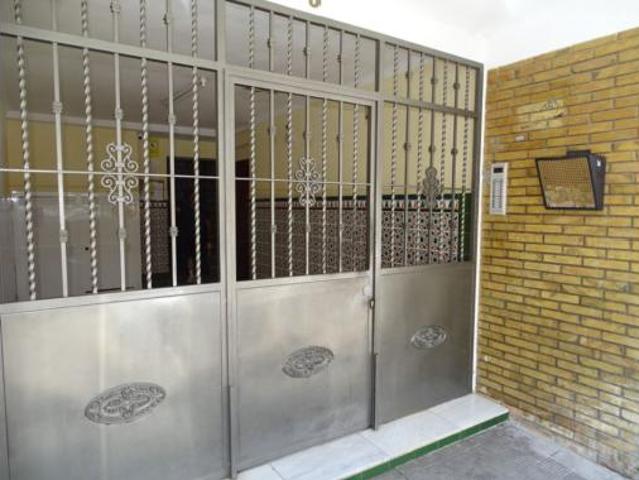 Piso en venta en La Moneda, Dos Hermanas