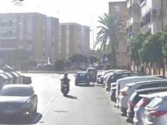 Piso en venta en La Moneda, Dos Hermanas