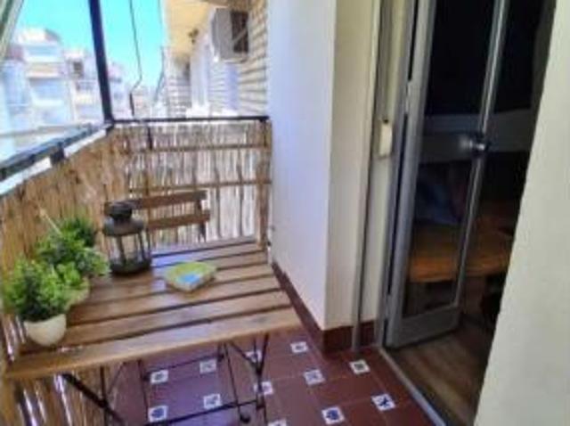 Piso en venta en Casas Baratas, Dos Hermanas