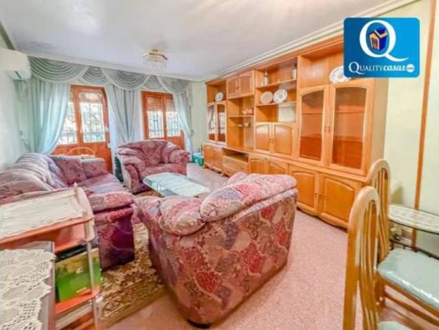 Piso en venta en Prosperidad, Elda