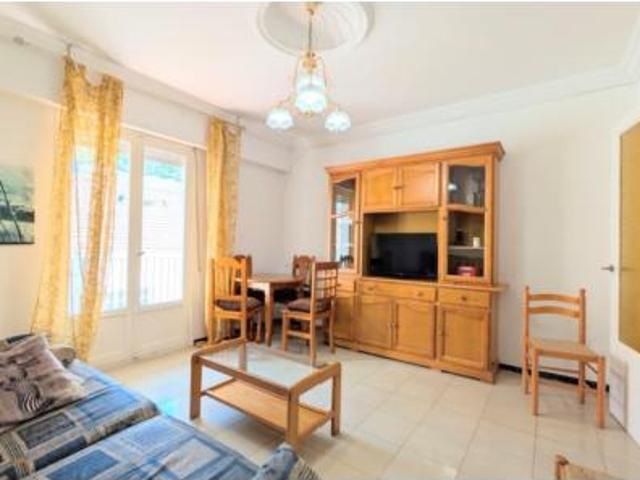 Piso en venta en Atzavares, el Baix Vinalopó