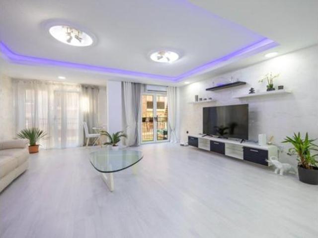 Piso en venta en Carrús Oest, el Baix Vinalopó