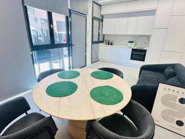 Piso en venta en Elche, Valencia