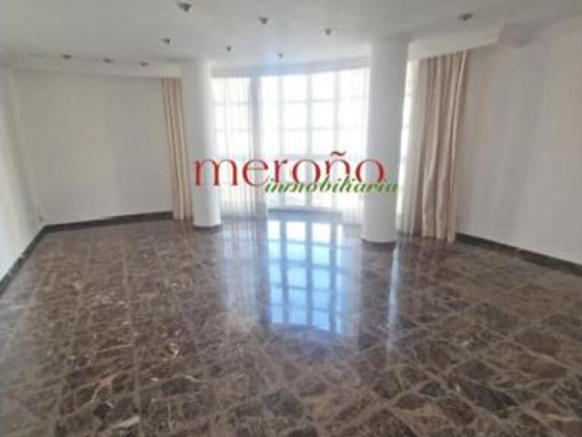 Piso en venta en Elche, Valencia