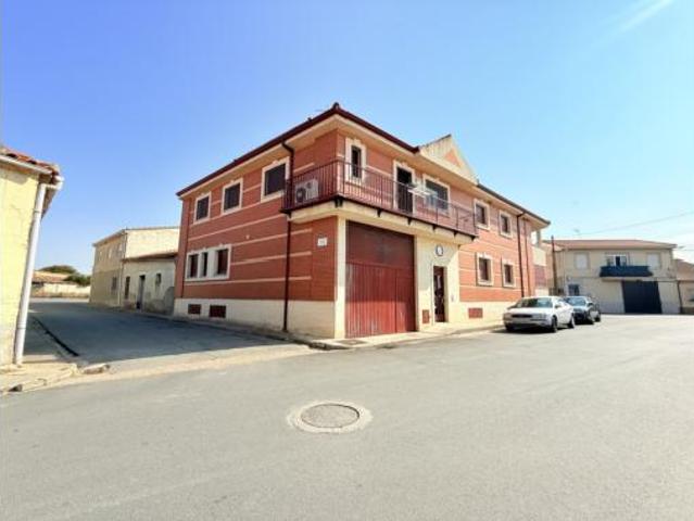 Piso en venta en Encinas De Abajo
