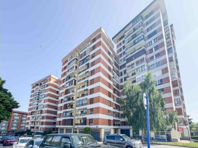 Piso en venta en Astrabudua, Erandio