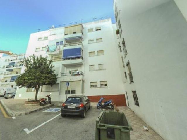 Piso en venta en Barriada Islas Canarias, Costa del Sol Occidental