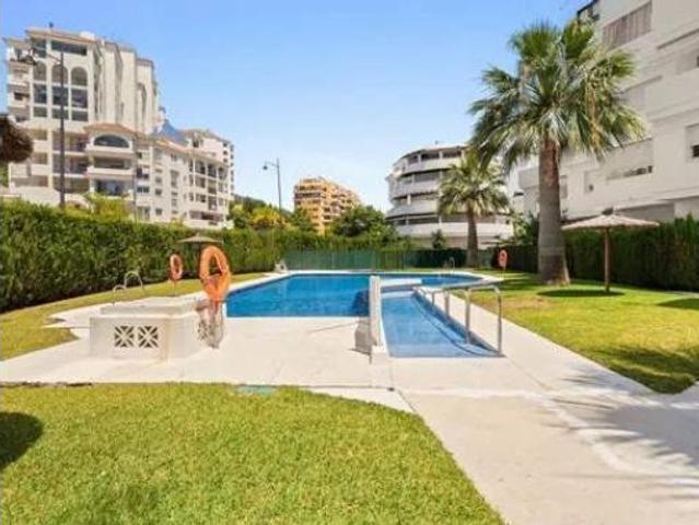 Piso en venta en Saladavieja, Estepona