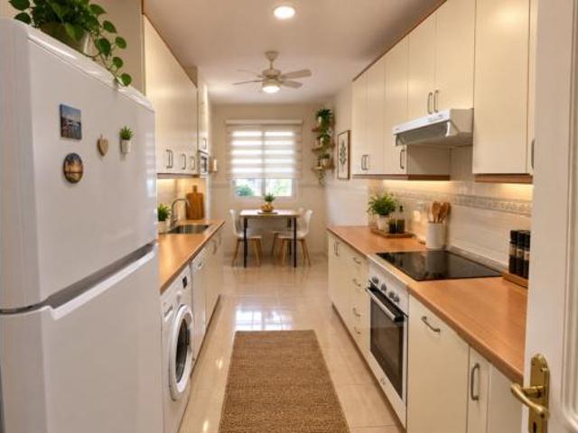 Piso en venta en Buenas Noches, Estepona