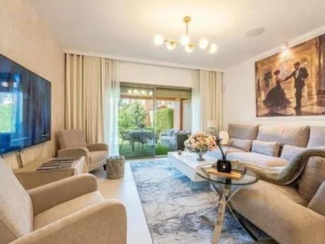 Piso en venta en Urbanización Márquez de Atalaya, Costa del Sol Occidental