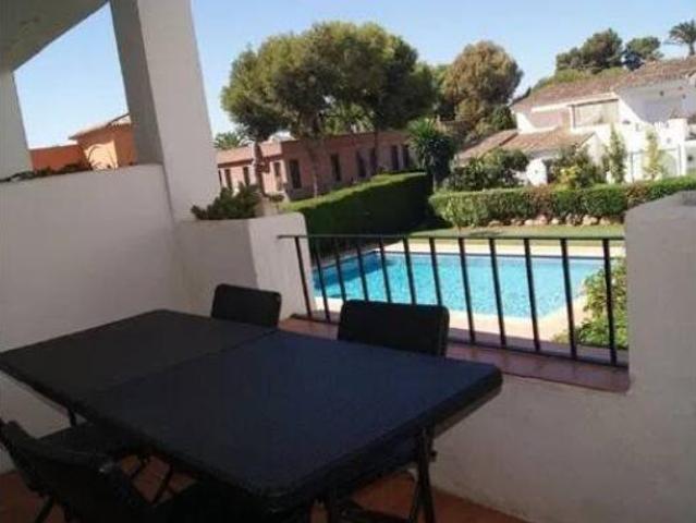 Piso en venta en El Pilar, Costa del Sol Occidental