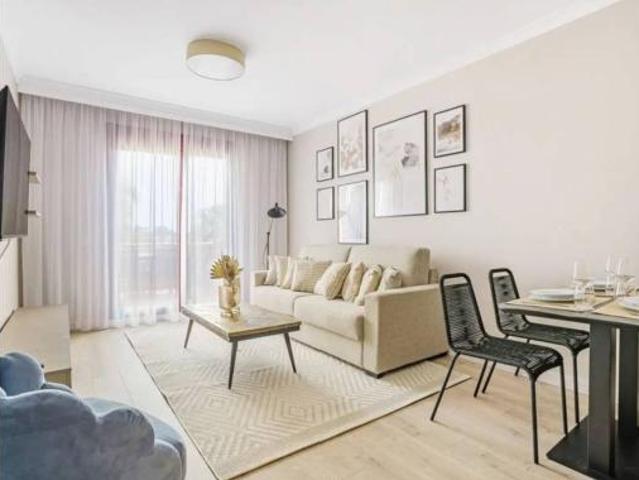 Piso en venta en El Pilar, Costa del Sol Occidental