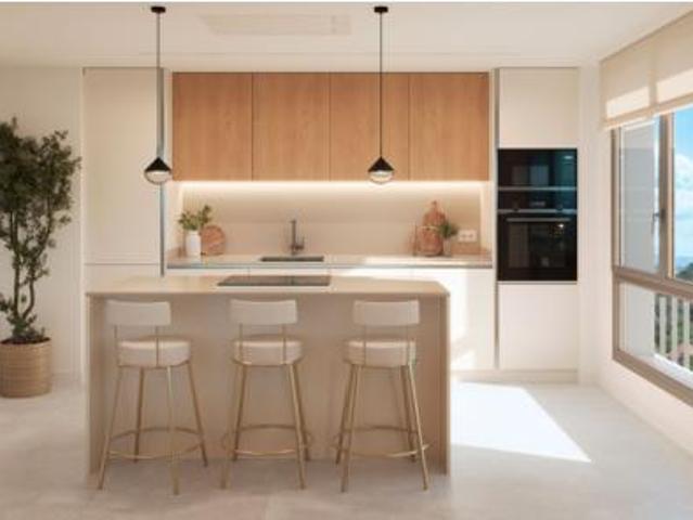 Piso en venta en Las Lomas, Costa del Sol Occidental