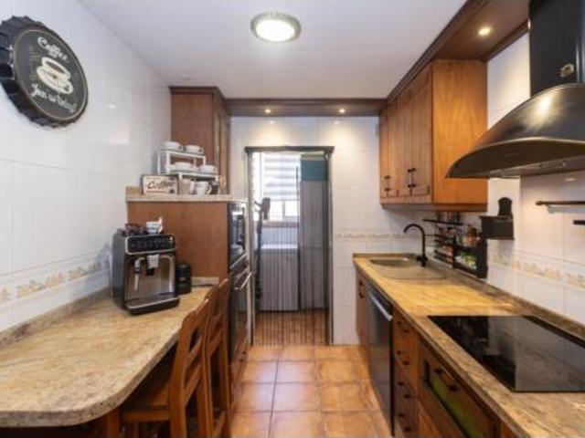 Piso en venta en Barriada Islas Canarias, Costa del Sol Occidental