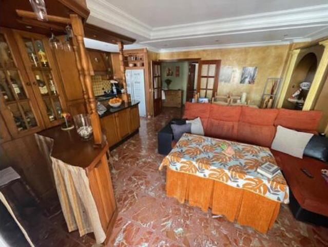 Piso en venta en Barriada Islas Canarias, Costa del Sol Occidental
