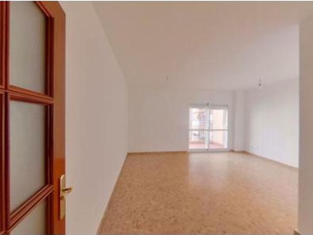 Piso en venta en Barriada Islas Canarias, Costa del Sol Occidental