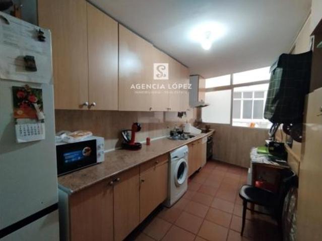Piso en venta en Barriada Islas Canarias, Costa del Sol Occidental