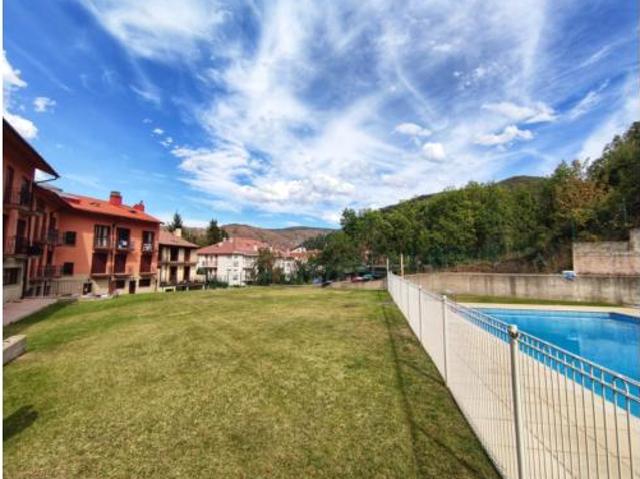 Piso en venta en Ezcaray, La Rioja