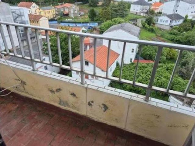 Piso en venta en Fene, Ferrol